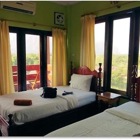 Vang Vieng Mountain View Hotel Exterior photo